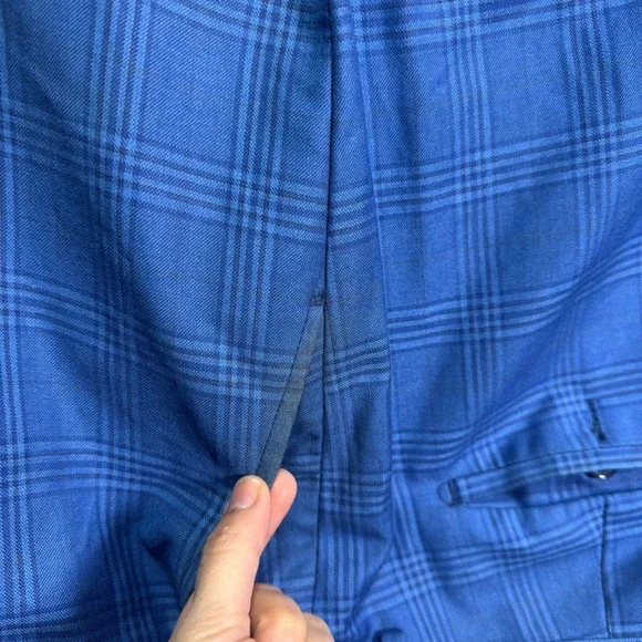 Dominique Wilkins Suit Mens 52R 47W Blue Plaid Super 120s Peak Lapel 2-Piece